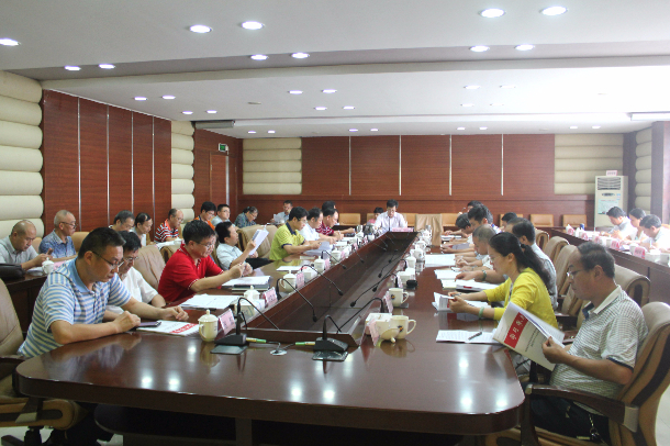 1498719545205175.jpg 20170628中心组.jpg