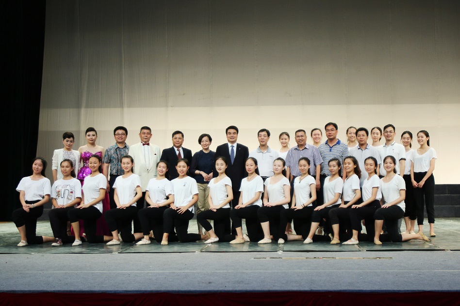 1465957123809772.jpg 1465957123809772.jpg