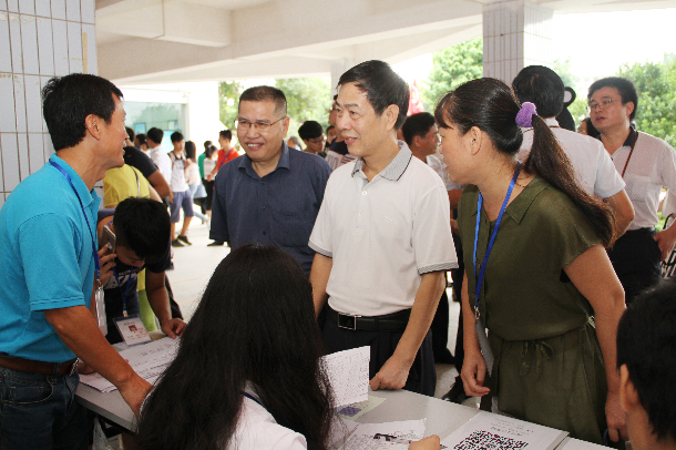 1473598195101550.jpg IMG_5924.JPG