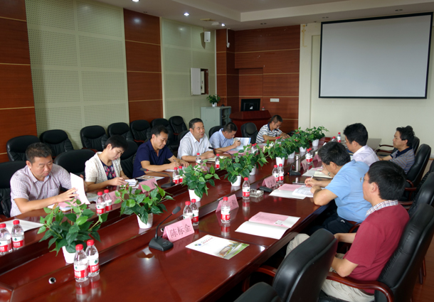 1474871224430834.jpg 与华南农业大学经济管理学院交流.JPG