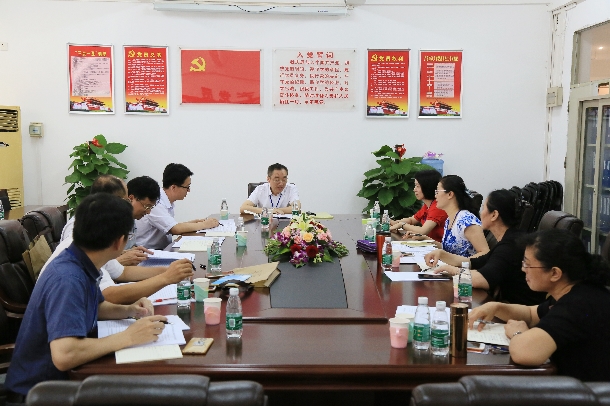 第八代表团1.jpg