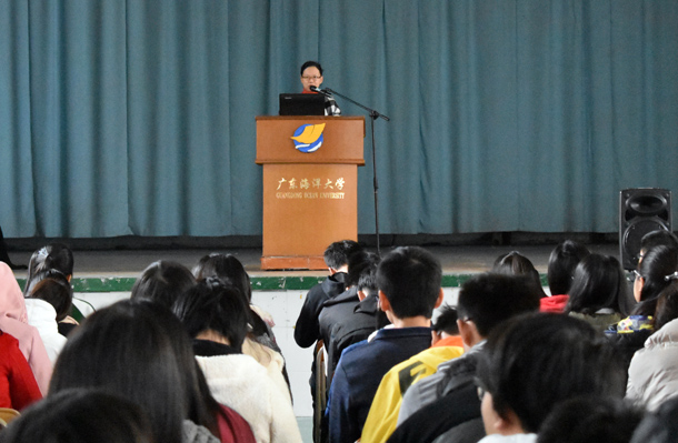 复件 经院辅导员作党的十九大精神专题辅导报告会.JPG